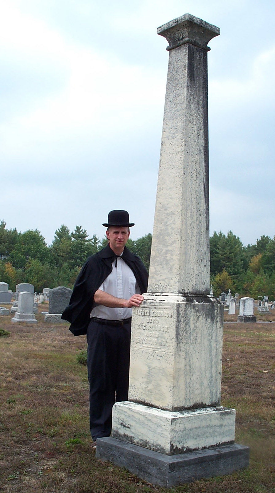 Graveyard Walks and Dinner with the Dead